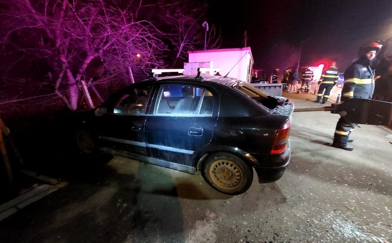 Accident pe Calea Turzii. Doi tineri au ajuns la spital