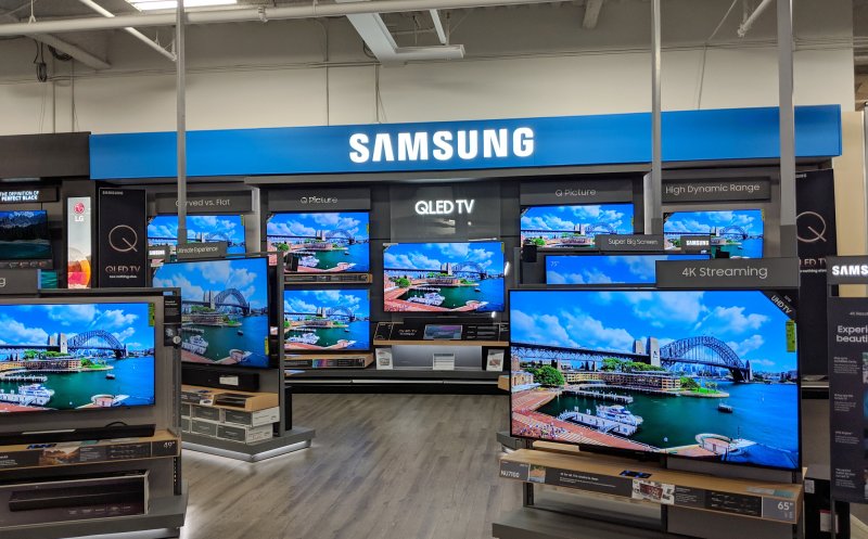 Consiliul Concurenței a amendat Samsung, eMag, Altex și Flanco cu 123 mil. lei pentru fixarea preţurilor de revânzare a unor televizoare şi telefoane mobile, între 2019-2021