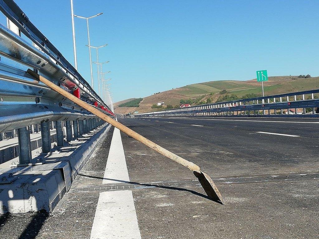 Atenție, șoferi! Circulație închisă, noaptea, în zona unui nod rutier de autostradă, timp de două săptămâni