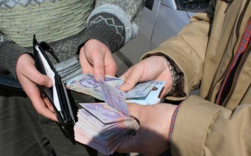 Cămătar din Cluj-Napoca, reținut de polițiști. Oferea împrumuturi cu dobânzi uriașe