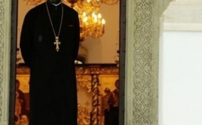 Preot din Ardeal, arestat preventiv pentru că ar fi agresat sexual un minor. Reacția Episcopiei