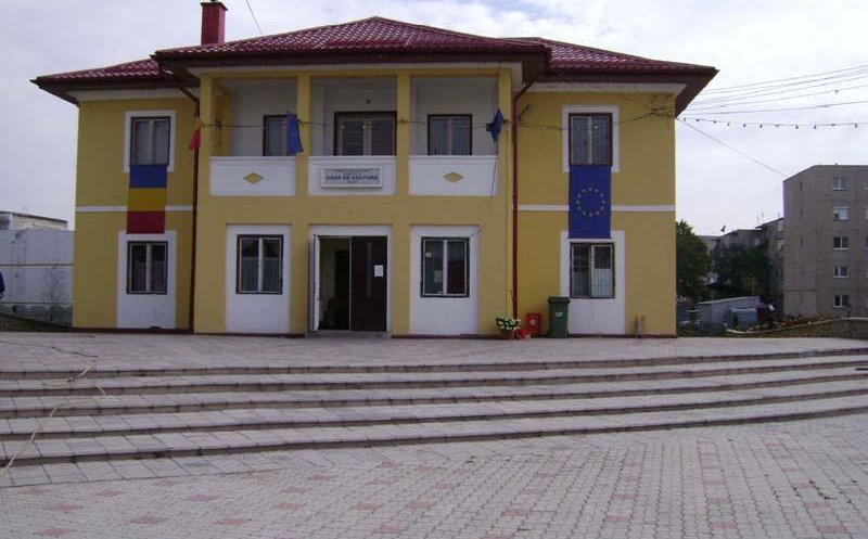 A N U N Ţ pentru închirierea prin licitație publică a unui teren aparținând domeniului privat al comunei Apahida