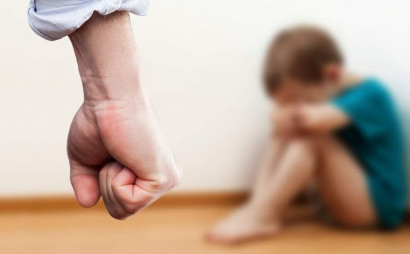 Mii de clujeni au apelat numărul unic destinat cazurilor de abuz împotriva copiilor - 119. Tișe: „Încurajez oamenii să sune cu încredere”