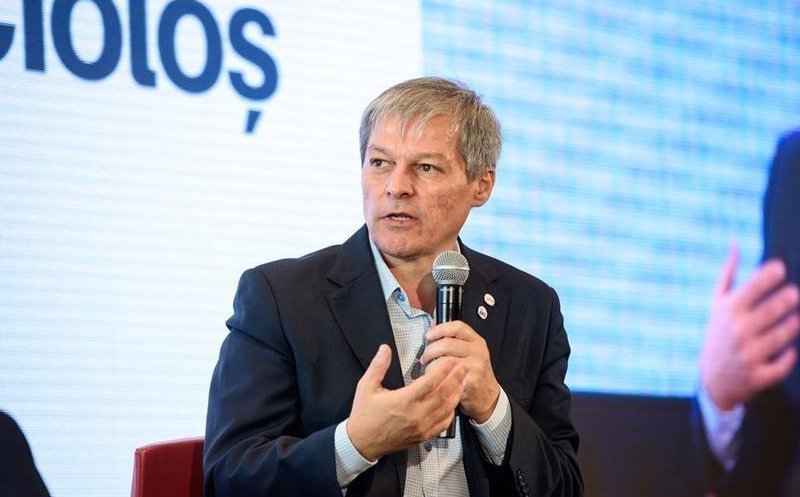 Dacian Cioloș nu vede cu ochi buni o posibilă alianță PSD-PNL la alegeri: „Începutul unui regim autoritar”