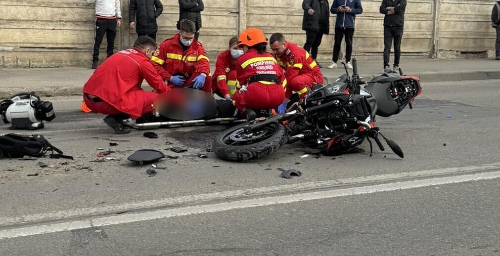 ACCIDENT grav în Cluj-Napoca! Bărbat rănit, consultat de paramedicii SMURD