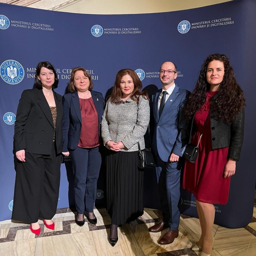 Echipă de cercetători ai UMF Cluj, premiată la Gala Cercetării Românești
