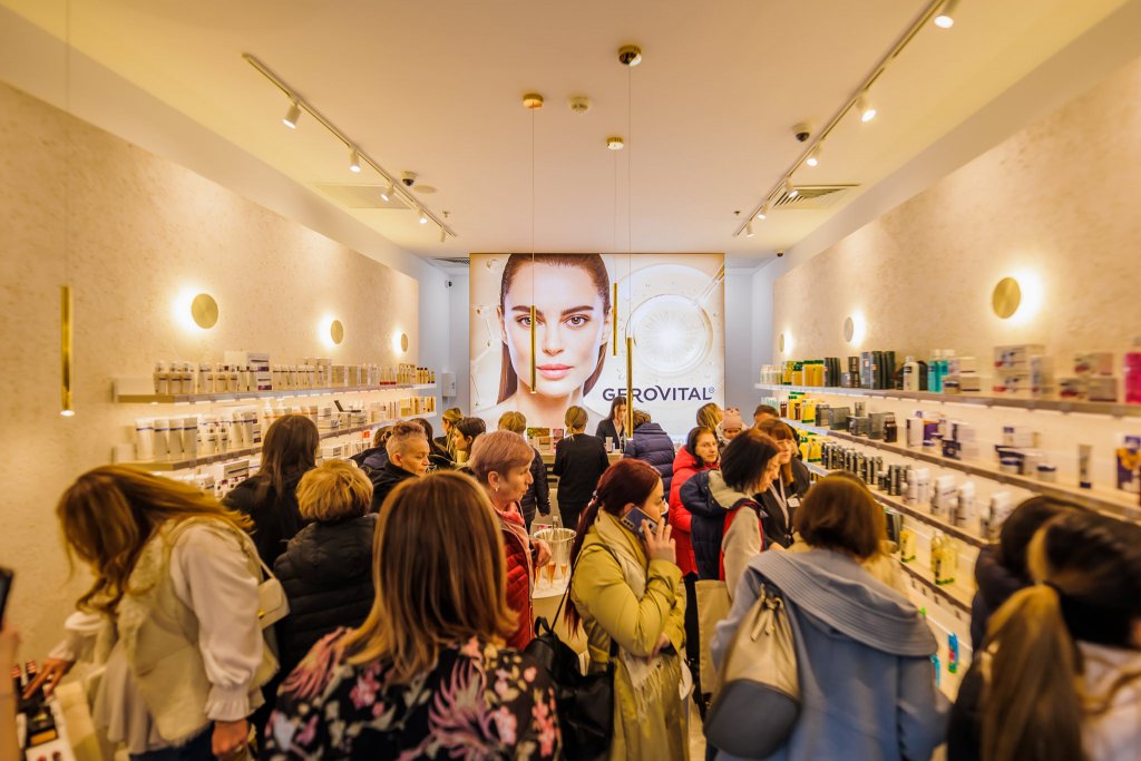 Farmec a deschis un nou magazin, într-un mall din Cluj-Napoca. Promoții în martie