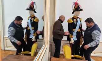 RECORD de vizitatori la Muzeul de Artă din Cluj-Napoca: Uniforme de onoare din anul 1850