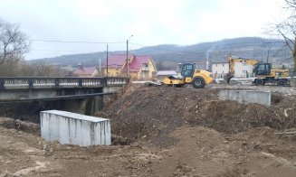 Un pod din Cluj va fi demolat. Circulația se va desfășura pe unul construit provizoriu