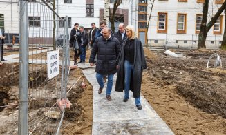 Ministrul Culturii, în vizită la zidul roman descoperit la Cluj-Napoca: Raluca Turcan: „Mă bucur că administrația a hotărât să pună în valoare această descoperire de excepție”