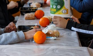 Cluj-Napoca: 2.611 elevi clujeni beneficiază de programul ''O masă caldă''