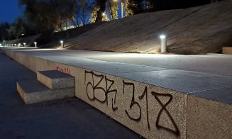 Lucrările de la Malul Someşului abia terminate, deja VANDALIZATE