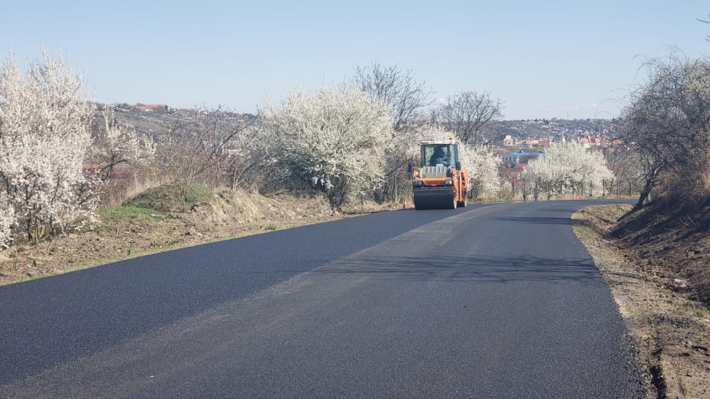 Un nou sector de drum județean din Cluj a fost asfaltat! Cum arată acum