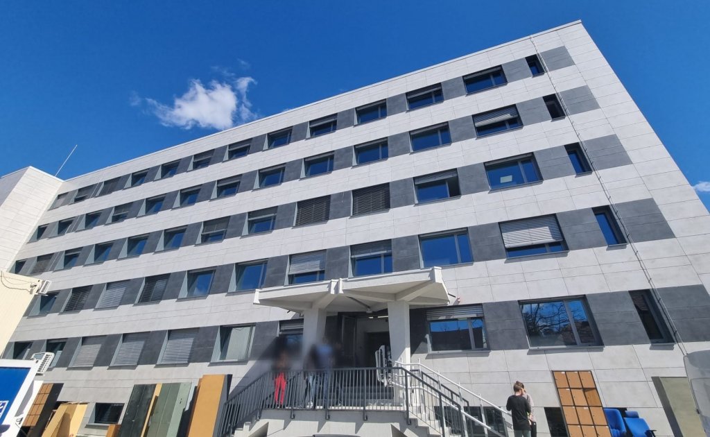 Unde s-a mutat sediul Poliției Cluj. Clădirea de pe strada Corneliu Coposu nu va mai fi operațională