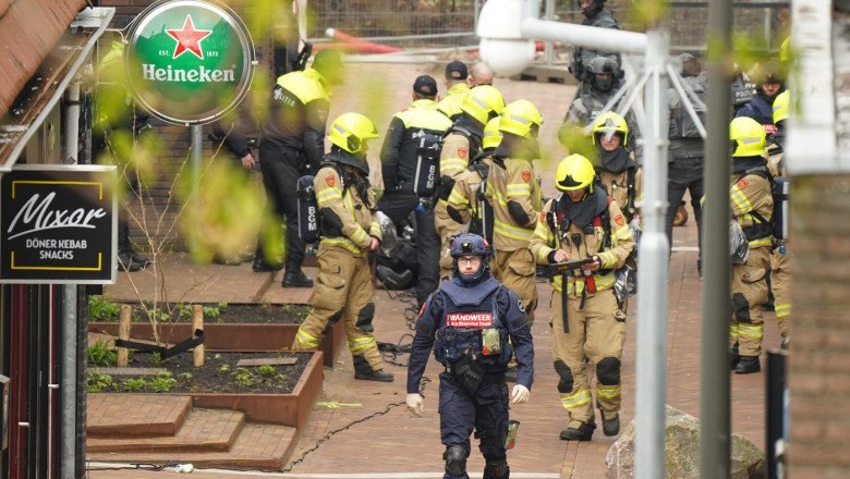 Mai multe persoane au fost luate ostatice într-o cafenea din Olanda