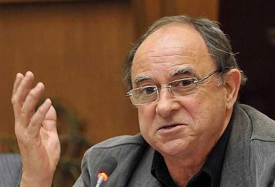 A murit cunoscutul analist economic Ilie Șerbănescu