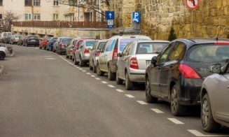 „De-a v-aţi ascunselea” cu parcarea la Cluj-Napoca. Municipiul, în topul orașelor unde găsești cel mai greu un loc pentru mașină