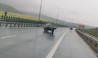Accident pe A10 Sebeș-Turda. O remorcă s-a desprins în mijlocul drumului / "Atenție sporită"