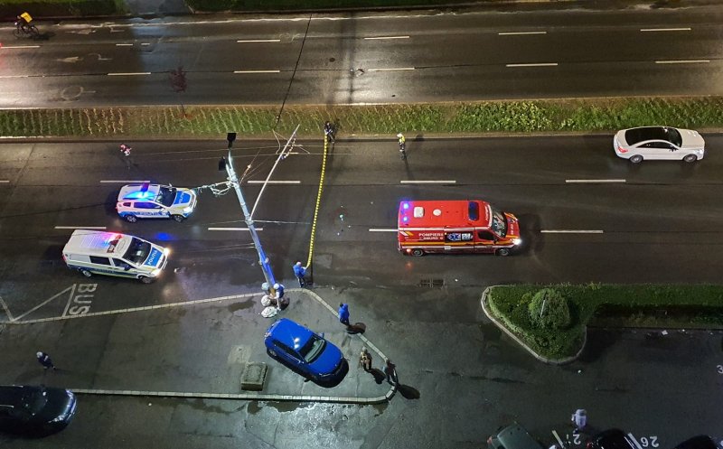 ACCIDENT pe strada Aurel Vlaicu din Cluj-Napoca / Victimă întinsă pe carosabil