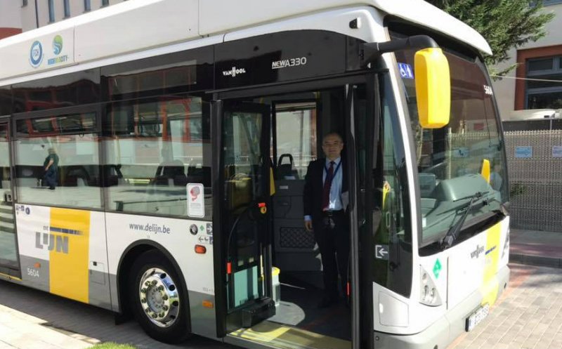 Călătorii GRATIS cu autobuzul cu hidrogen prin Cluj-Napoca. Va fi testat și de Boc și Ambasadorul Marii Britanii