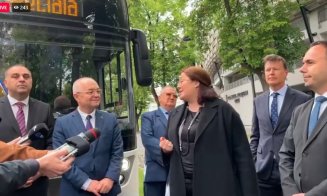 Primarul Boc și ambasadorul Marii Britanii testează un autobuz cu hidrogen la Cluj-Napoca