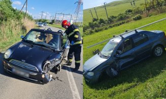 Accident pe un drum din Cluj. Două mașini distruse / Copilaș de patru ani, transportat la spital