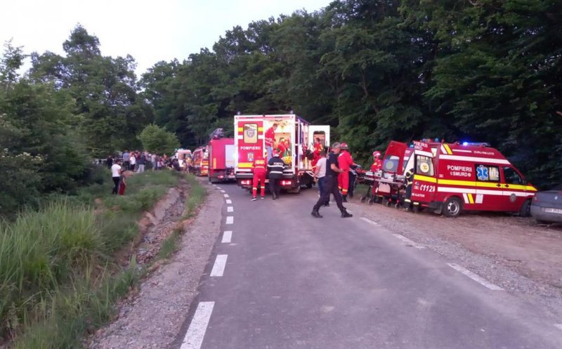 Una dintre victimele accidentului devastator din Bistrița, transferată la Cluj. Minor de 16 ani mort și șapte persoane rănite