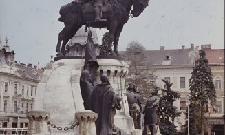 O zi caniculară de vară în centru, în Clujul anilor 1970