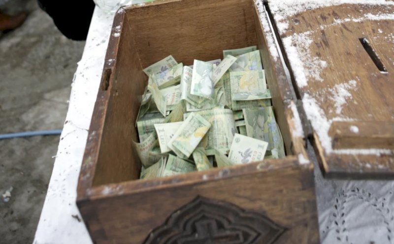 Hoțul care a sustras banii din "cutia milei" a unei biserici din Gherla, a fost arestat