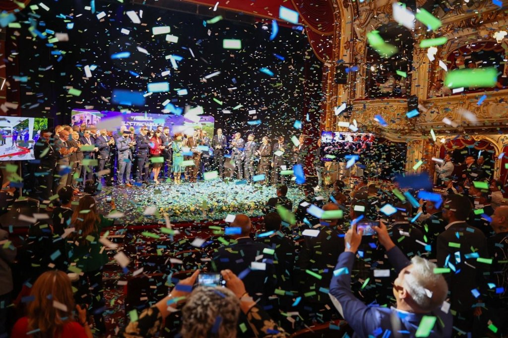 DEER și-a desemnat câștigătorii competiției “Trofeul Electricianului 2024”. Cei mai buni specialiști vor concura la Cluj-Napoca, la faza pe țară