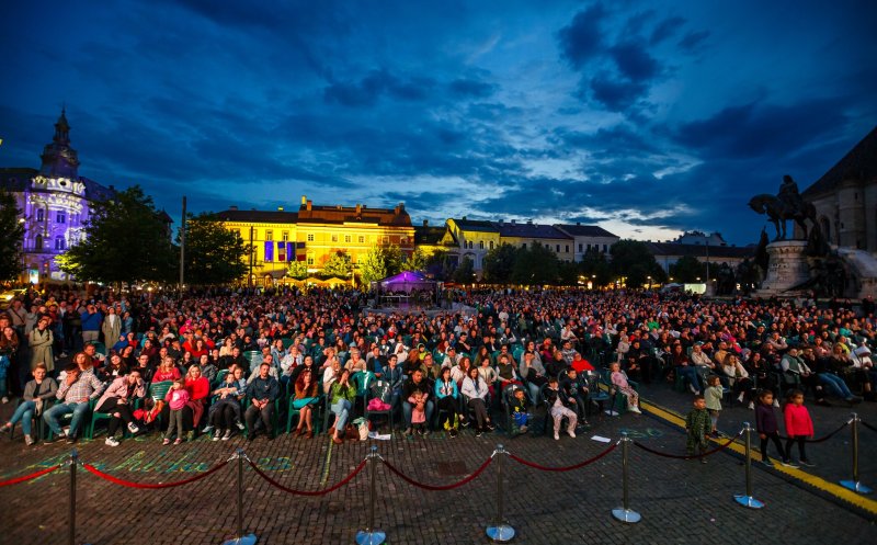 Zilele Clujului 2024. Piața Unirii a devenit o uriașă sală de teatru, peste 80.000 de oameni au participat la evenimentele din a doua zi