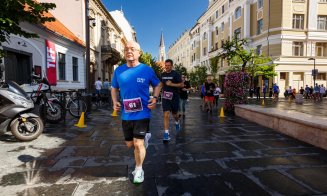 Emil Boc, în formă maximă, la Crosul Universităţilor de la Zilele Clujului / 3 km de alergare prin zonele istorice ale oraşului