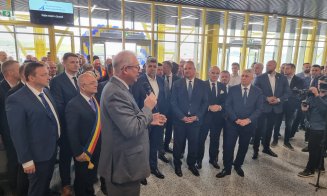 Noul terminal de la Aeroportul Cluj, inaugurat în prezența premierului Marcel Ciolacu. Sunt prezenți și Ciucă, Grideanu, Bode și alte oficialități de 