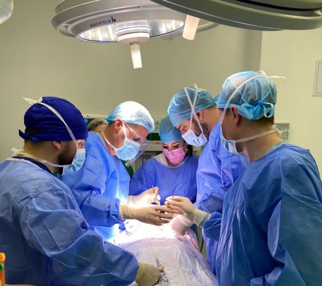 Dublu eveniment medical la Cluj: Al 11-lea Congres al Societății Române de Chirurgie Orală și Maxilo-Facială și primul Congres al Societății Transilvane de Chirurgie Ortognatică