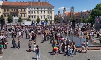 Începe parada Cluj Pride 2024! Marșul pleacă din Piața Unirii