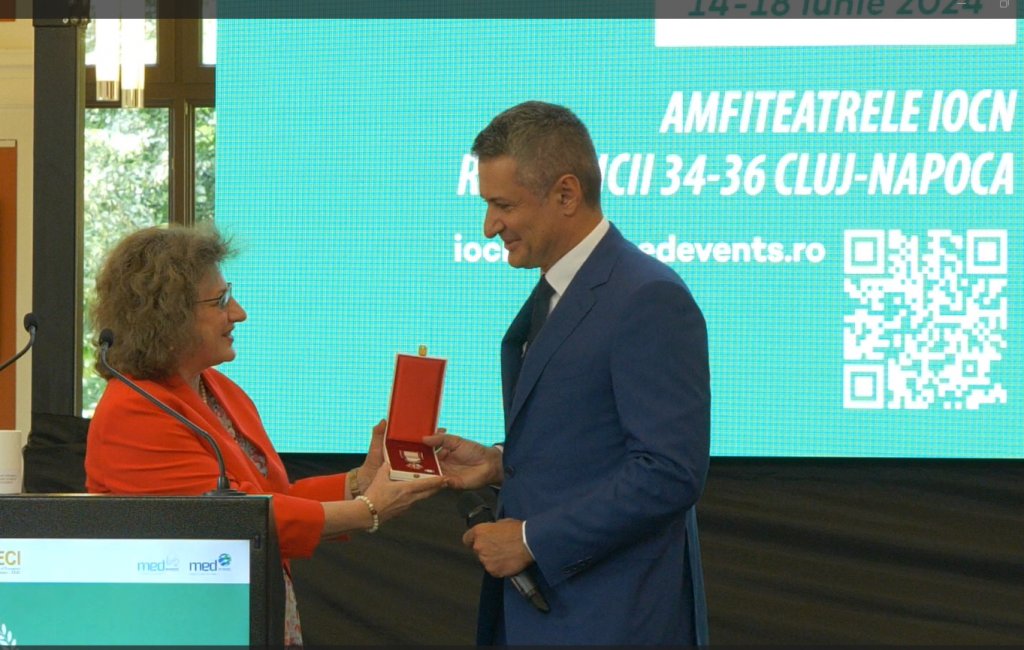 Chirurgul Patriciu Achimaș-Cadariu a primit Ordinul „Meritul Sanitar” în grad de Cavaler din partea președintelui României