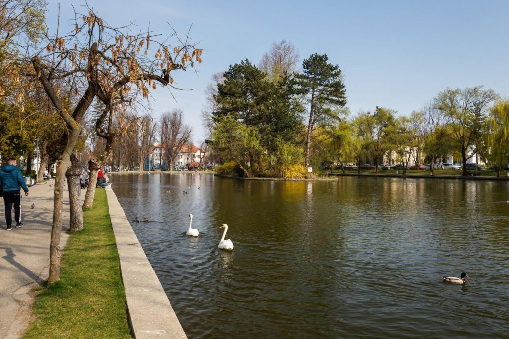 Concerte de fanfară în Parcul Central din Cluj-Napoca, în lunile iulie, august și septembrie