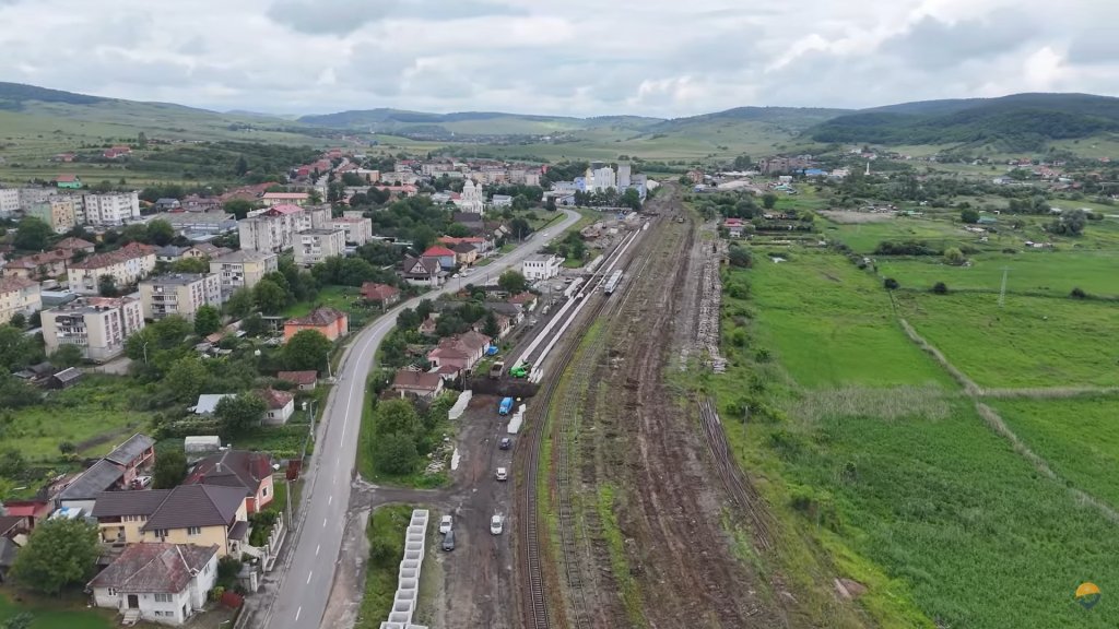Cum merge treaba pe magistrala Cluj - Oradea. Calea ferată, în șantier la Aghireșu și Poieni