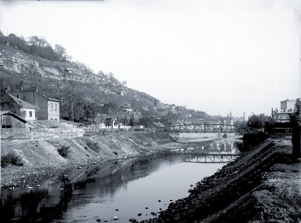 A fost odată în alt secol: La poalele Cetățuii, cu malul Someșului încă neamenajat / Cel mai vechi pod din Cluj-Napoca