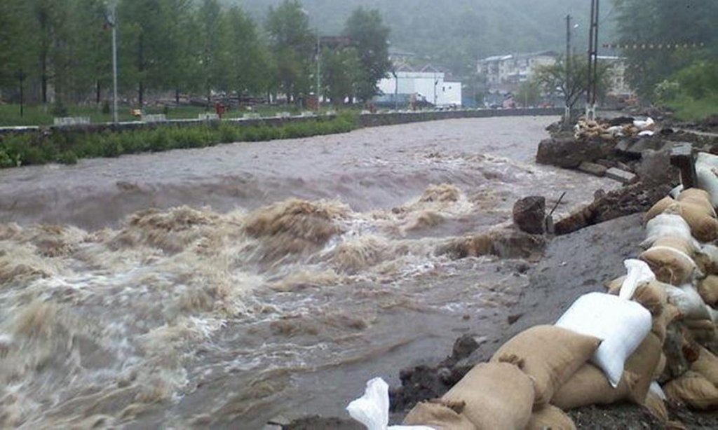 Cod galben de inundații pe râuri din 12 județe, inclusiv în Cluj