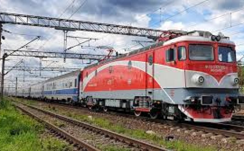 Trenurile care leagă Clujul de Sibiu, suspendate. Timp de două luni, călătorii vor fi transbordați cu mijloace auto