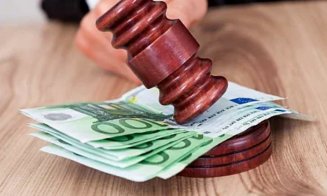 Pedeapsă cu SUSPENDARE în cazul flagrantului cu 50.000 de euro de la mall-ul din Cluj
