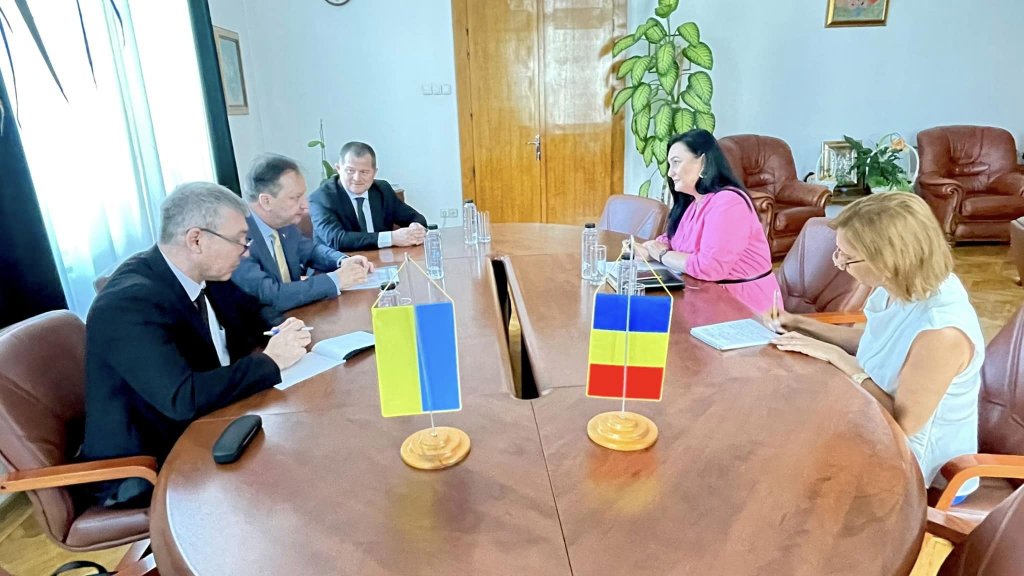 Reprezentanții Prefecturii Cluj s-au întâlnit cu ambasadorul Ucrainei