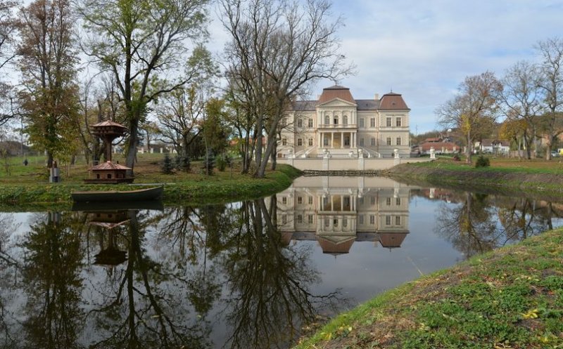 CJ Cluj, invitație pentru festivalieri la Castelul Bánffy de la Răscruci: „Nu veți regreta”