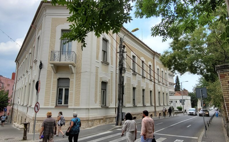 UMF Cluj a inaugurat noul Centru de Cercetare privind Dezvoltarea Medicamentului. Investiție de peste 30 de milioane de lei