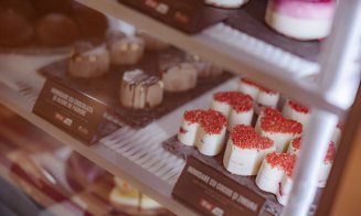 Prăjituri și torturi fără zahăr, la Atelierul Dulce Amărui din Iulius Mall Cluj