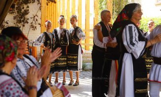 La Turda, tradițiile nu se uită / Șura de la Muzeul de Istorie va fi inaugurată oficial