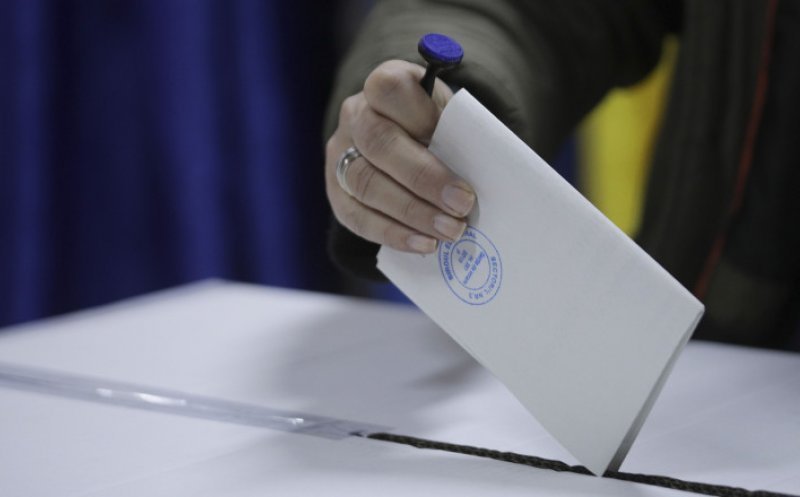 Nou sondaj prezidențiale și parlamentare: PSD și Ciolacu, lideri detașați / PNL este peste AUR