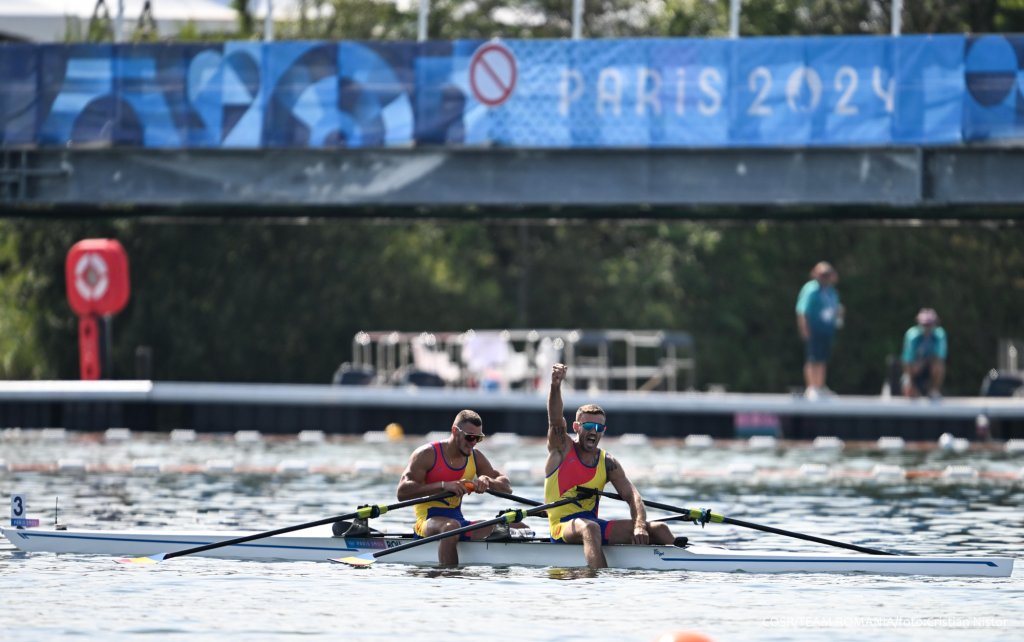 Aur pentru România. Andrei Cornea și Marian Enache sunt campioni olimpici la dublu vâsle