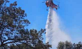 Pompierii români au plecat din nou în Grecia pentru a ajuta la stingerea incendiilor. Prima intervenție, în apropiere de Atena